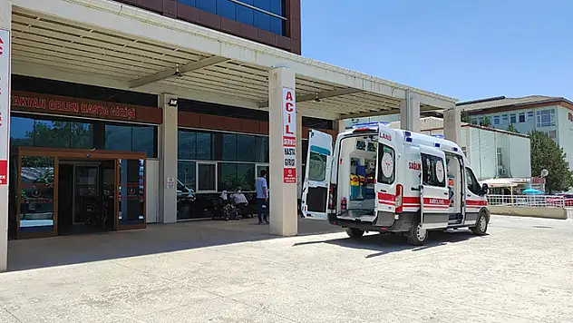 Konya'da inşaattan düşen işçi yaralandı
