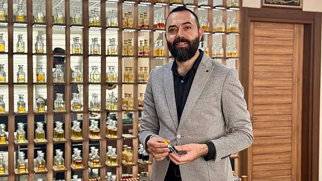 Konya'da iş İnsanın 14 yıllık koku tutkusu