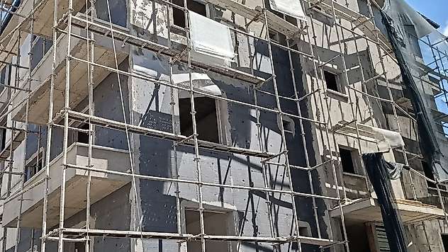 Konya'da iş kazası! İskeleden beton zemine düştü