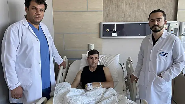 Konya'da iş kazasında kopan el parmağının yerine ayak parmağı dikildi
