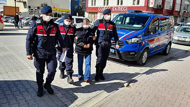 Konya'da iş yerinde çalışanları soyan hırsızlık şüphelisi tutuklandı