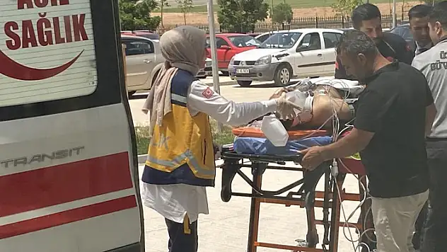 Konya'da iş yerinde yüksekten düşen işçi yaralandı
