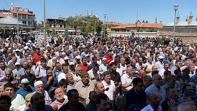 Konya'da İsmail Heniyye için gıyabi cenaze namazı kılındı