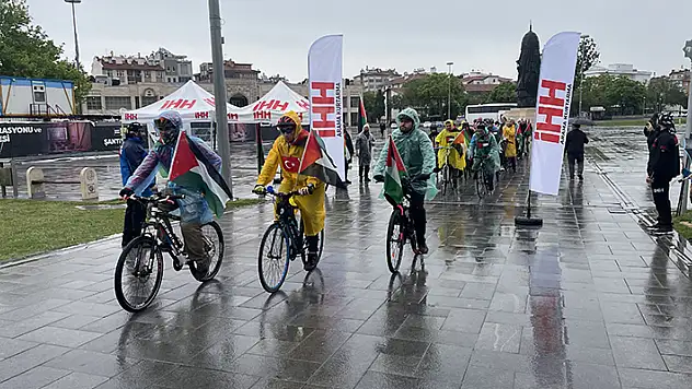 Konya'da İsrail'in Gazze'ye yönelik saldırılarını protesto etmek için pedal çevirdiler
