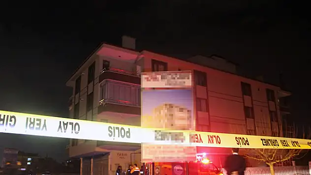 Konya'da istinat duvarı yıkıldı, 3 katlı bina boşaltıldı