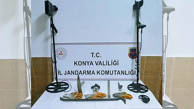 Konya'da izinsiz define arayan 3 kişi suçüstü yakalandı