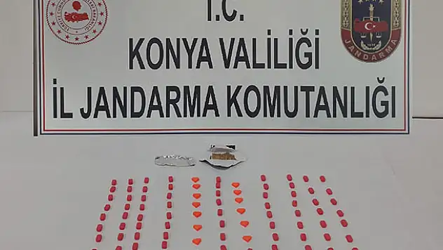 Konya'da jandarma 3 uyuşturucu satıcısını yakalandı