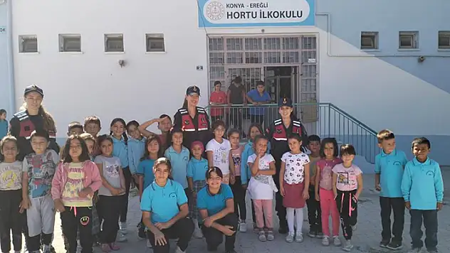 Konya'da jandarma çocukları kişisel güvenlik konusunda bilgilendirdi
