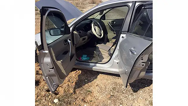Konya'da jandarma dur ihtarına uymayan otomobile ateş etti