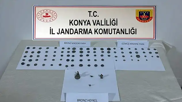 Konya'da jandarmadan tarihi eser operasyonu
