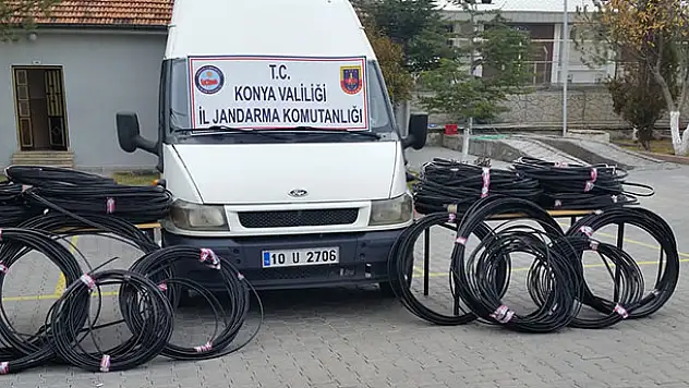 Konya'da kablo hırsızlarına suçüstü