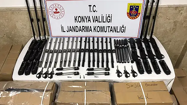 Konya'da kaçak 350 av tüfeği ele geçirildi