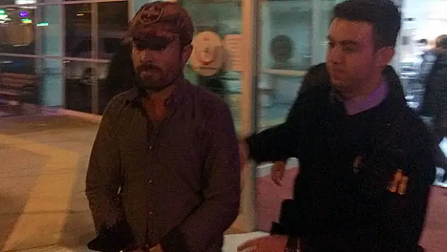 Konya'da kaçak Afgan yolcuların ihbarı üzerine yakalandı