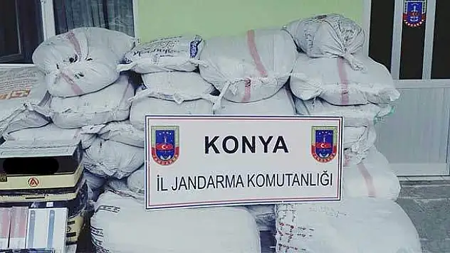 Konya'da kaçak ürünlere jandarma engeli