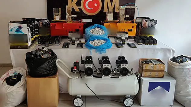 Konya'da kaçakçılık operasyonlarında 9 kişi yakalandı