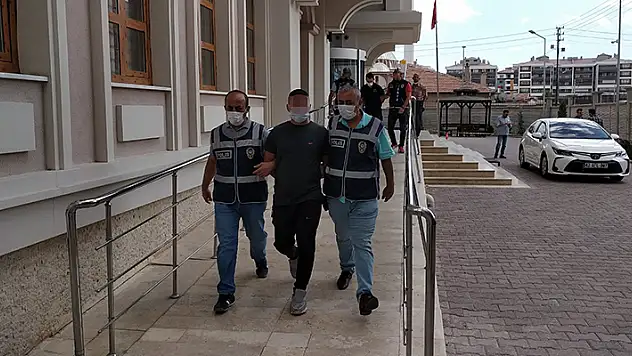 Konya'da kaçırdıkları genci işkenceyle felç eden sanıkların yargılanmasına devam edildi
