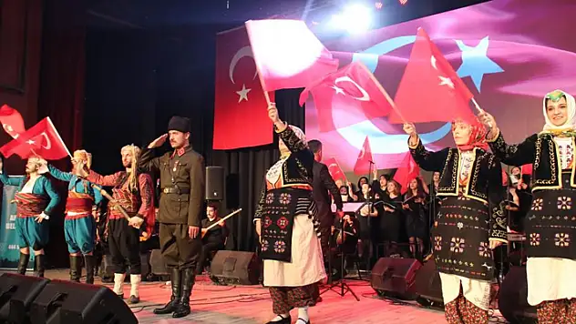 Konya'da Kadın Sesleri THM Topluluğundan 'Kahramanlık Türküleri' konseri
