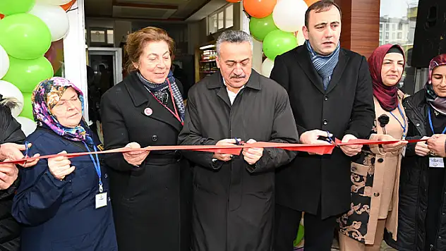 Konya'da kadın üreticiler kooperatif çatısı altında satış noktası açtı