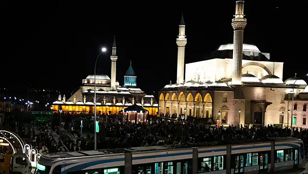 Konya'da Kadir Gecesi idrak edildi