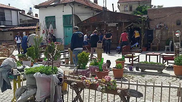 Konya'da kafeye av tüfeği ile ateş açan zanlı tutuklandı