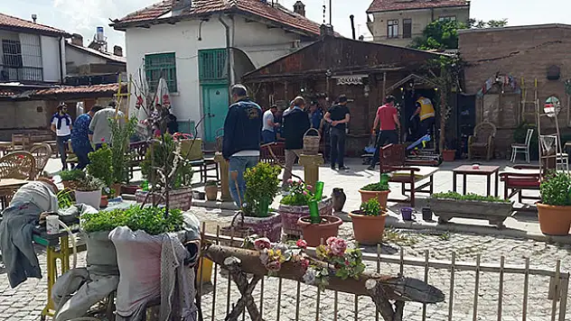 Konya'da kafeye av tüfeğiyle ateş açıldı: 2 yaralı