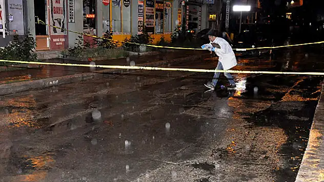 Konya'da kahvehane kurşunlandı!