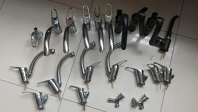 Konya'da kalorifer peteği ve musluk bataryaları çalan şüphelilere suçüstü! 1'i tutuklandı, 1'i serbest bırakıldı
