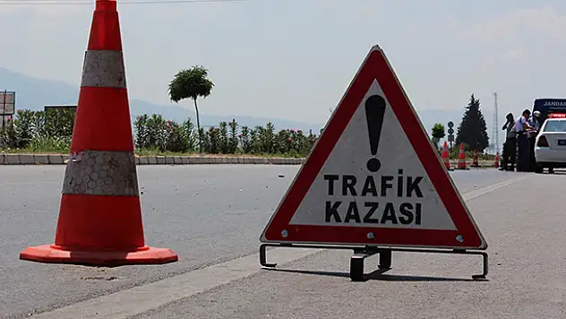 Konya'da kamyonet devrildi: 1 ölü