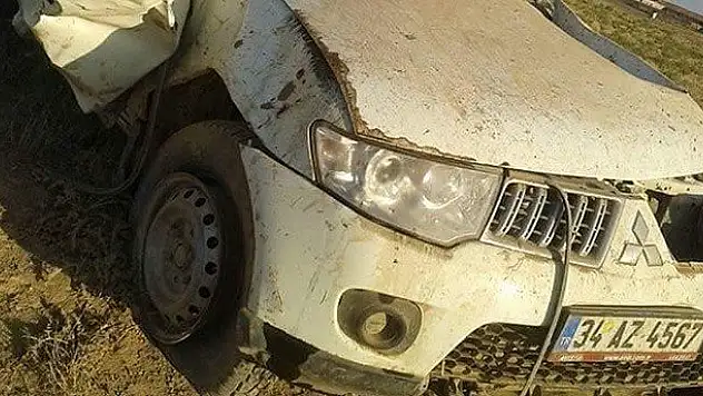 Konya'da kamyonet devrildi: 2 ölü, 1 yaralı