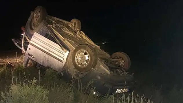 Konya'da kamyonet devrildi: 5 yaralı