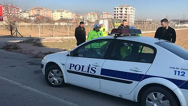 Konya'da kamyonet yan yattı: 2'si ağır, 9 yaralı