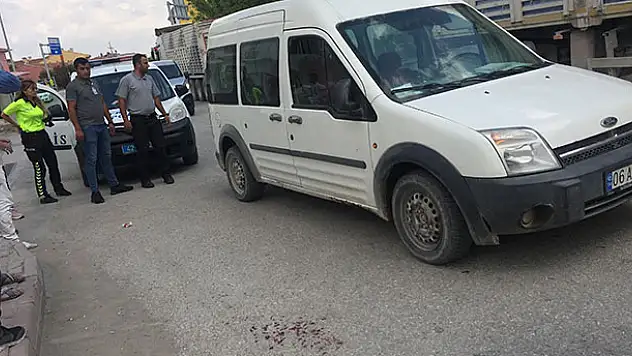 Konya'da kamyonetin çarptığı yaşlı adam yaralandı