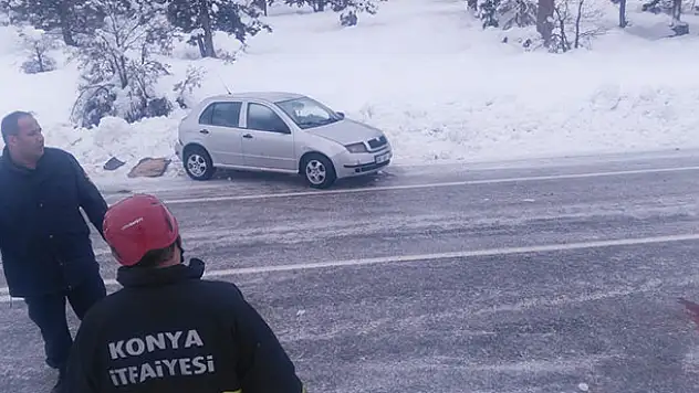 Konya'da kamyonetle otomobil çarpıştı: 5 yaralı