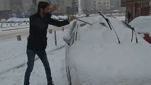 Konya'da kar yağışı etkili oluyor!