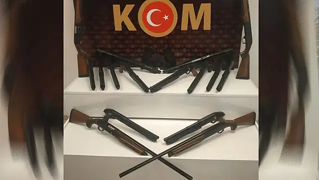 Konya'da kargoyla silah ticareti yapan şahıslar yakalandı
