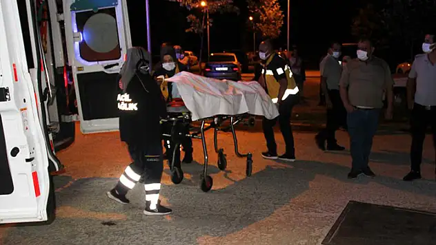 Konya'da kavgaya müdahale eden polisin ayağını otomobil ezdi
