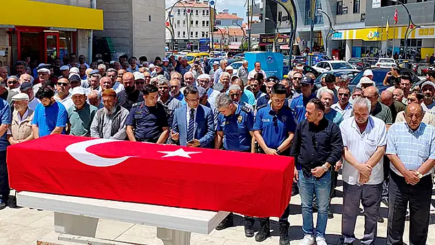 Konya'da kazada hayatını kaybeden emekli polis toprağa verildi
