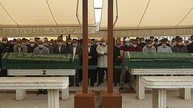 Konya'da kazada ölen baba ve oğlu son yolculuğuna uğurlandı