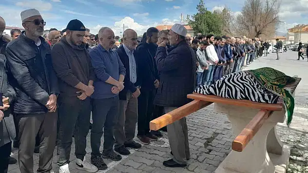 Konya'da kazada yaşamını yitiren çocuğa acı veda
