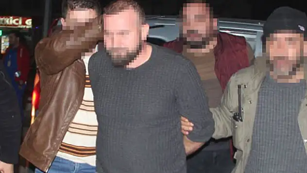Konya'da kılık değiştiren suçlu yangın merdiveninde yakalandı