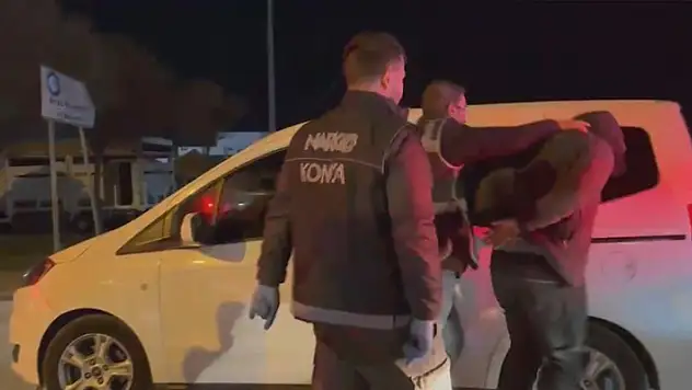 Konya'da  kilolarca uyuşturucu madde ve binlerce hap ele geçirildi
