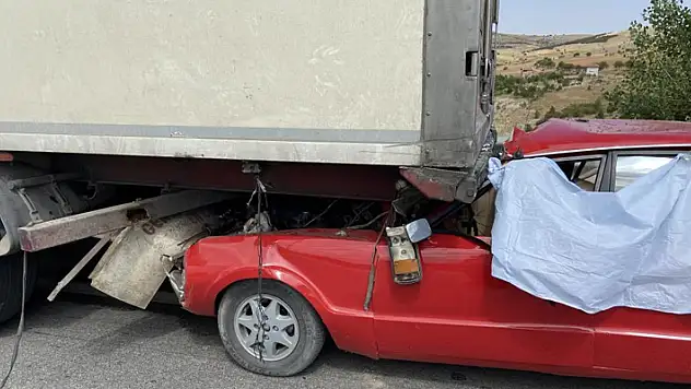 Konya'da, kocasının öldüğü kazada ağır yaralanan kadın da hayatını kaybetti
