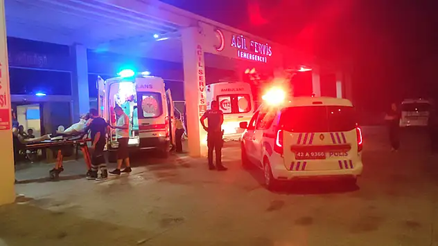 Konya'da komşu iki aile arasında çıkan park yeri kavgasında 4 kişi yaralandı
