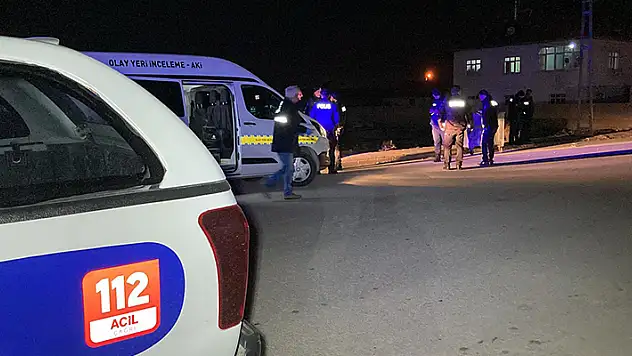Konya'da komşuların kız kaçırma kavgası: 2 yaralı, 3 gözaltı
