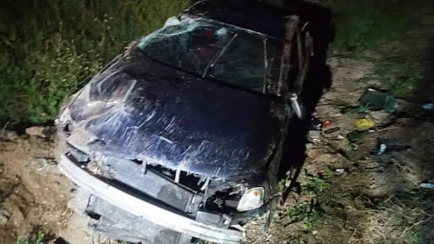 Konya'da kontrolden çıkan otomobil devrildi: 2 yaralı