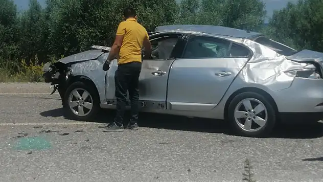 Konya'da kontrolden çıkan otomobil karşı şeride takla attı: 1 ölü
