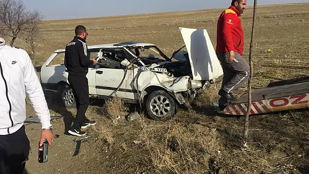Konya'da kontrolden çıkan otomobil şarampole takla attı: 1 yaralı
