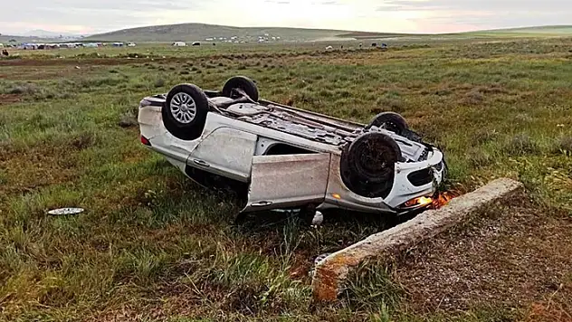 Konya'da kontrolden çıkarak takla atan otomobilin sürücüsü yaralandı