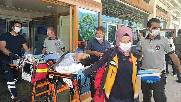 Konya'da korkunç olay! 14 yaşındaki çocuk, 15 yaşındaki arkadaşını bıçakladı

