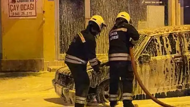 Konya'da korkutan araba yangını!
